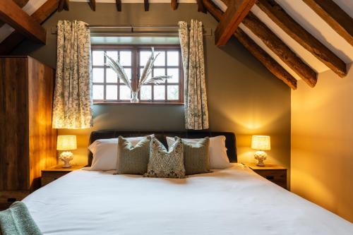 Newick Hotel | The Bull on the Green