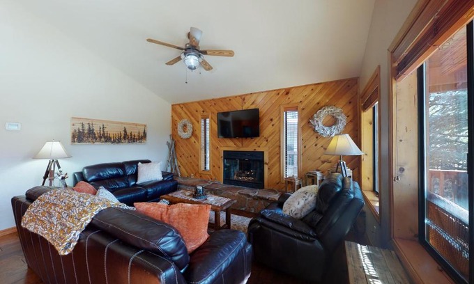 Munds Park House | The Bunk House