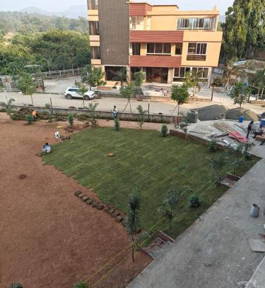 Palghar Hotel | The Byke Majestic Meadows