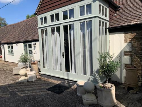 Frilford Bed & Breakfast | The Byre, studio accommodation