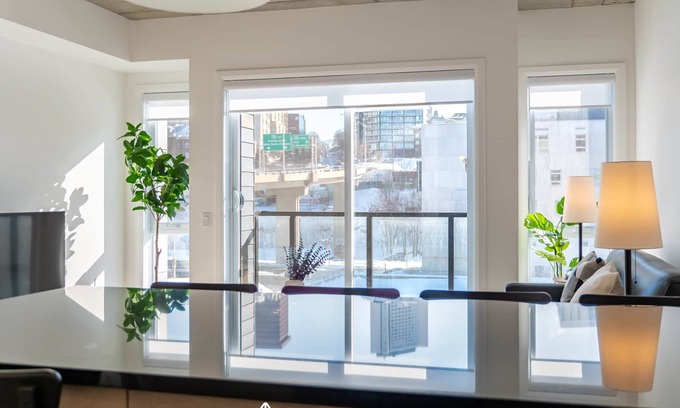 Saint-Roch Apartment | The Caïman Complex, 707 + Parking