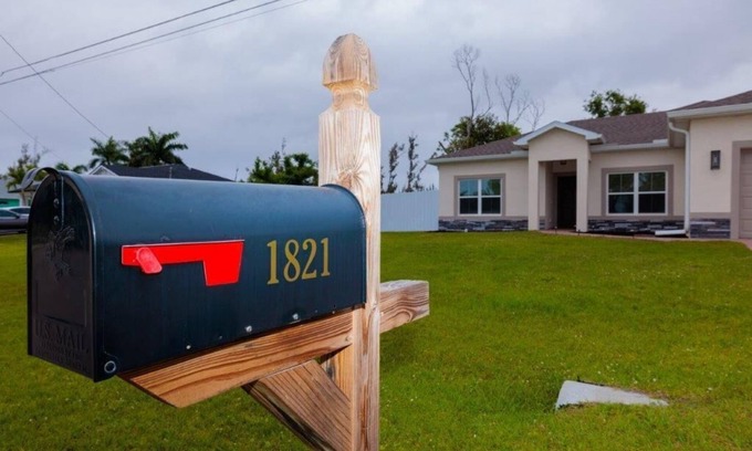 Trafalgar House | The Cape Escape! Relax with your family and friends in this peaceful, pool home!