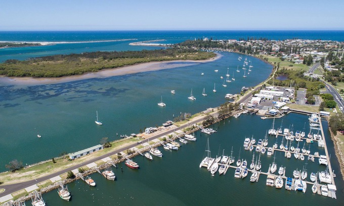 Yamba Hotel | The Carmel Yamba