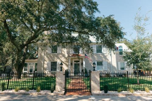 Southport Bed & Breakfast | The Carriage House Inn Bed and Breakfast