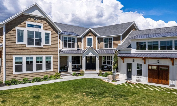 Cherimoya Hill Other | The Carriage House @ Bear Lake -Newly Built - SLEEPS 45 PLUS! Great Location