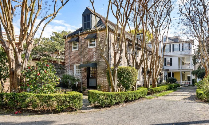 French Quarter House | The Carriage Houses | Historic Charleston!