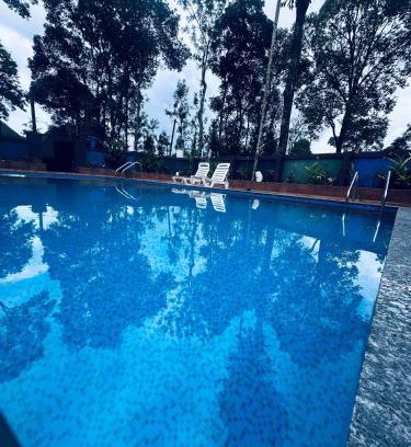 Kunnathidavaka House | The casat Pool Villa
