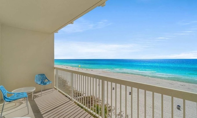 Miramar Beach Condo | The Celadon Escape - Canopy Vacations