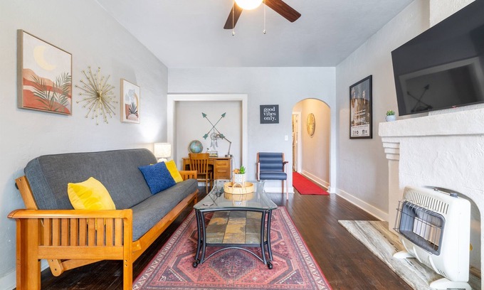 Chickasha House | The Charm Chickasha | Fiber | W/D | Dog Friendly