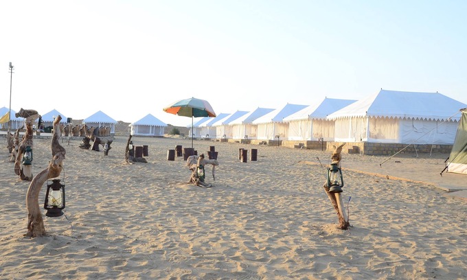 Kanoi RV Rental | The Chirag Desert Camp