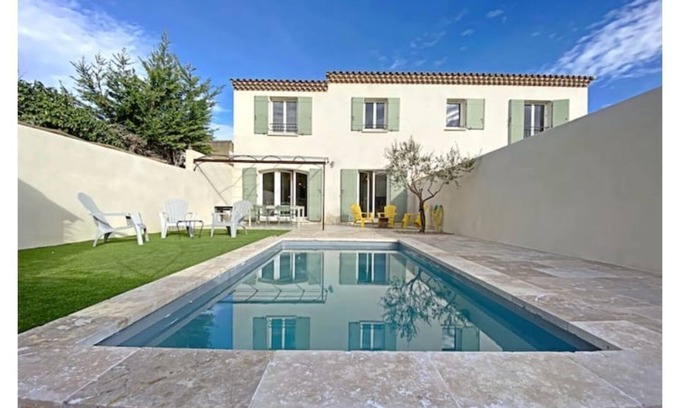 Pujaut House | The Clos des Lions - Avignon in Provence
