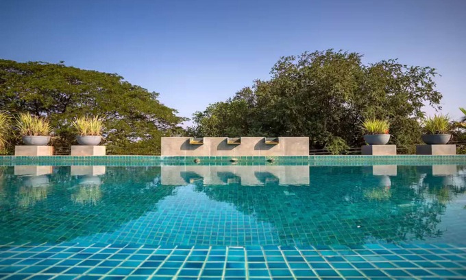 Nerul Apartment | The Coastal Nest - 2BHK by Da Alohas
