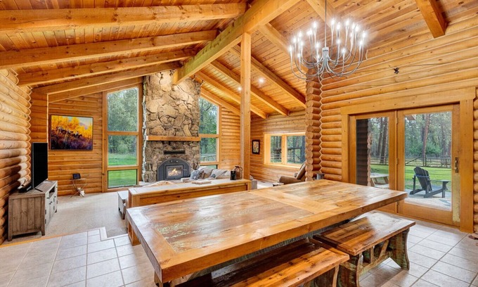 Hamilton House | * The Copper Ranch *