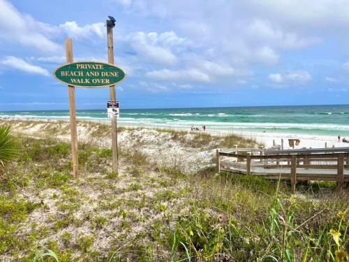 Avalon Beach Estates House | The Coral Reef at Avalon Estates - Private Beach