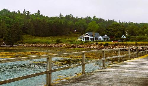 Friendship House | The Cottage at Seaside in Friendship