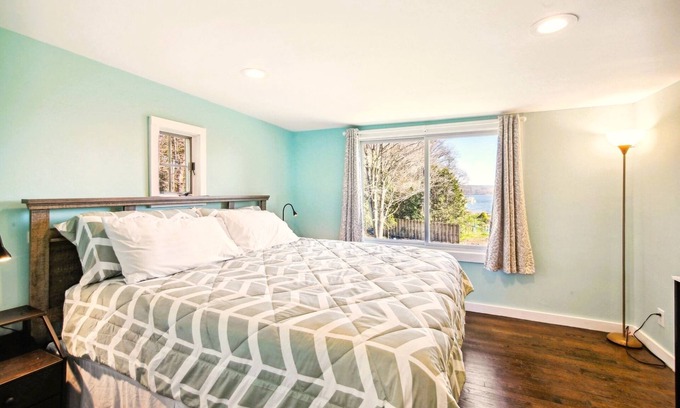 Preston Bed & Breakfast | The Cottage Inn Lakeview Suite # 2