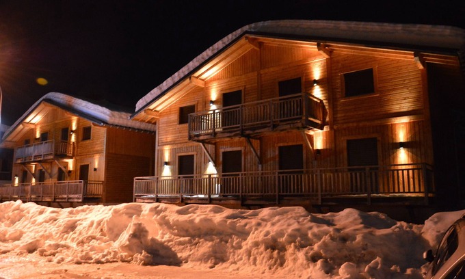 Flumet Ski Chalet | The cottages of the lords