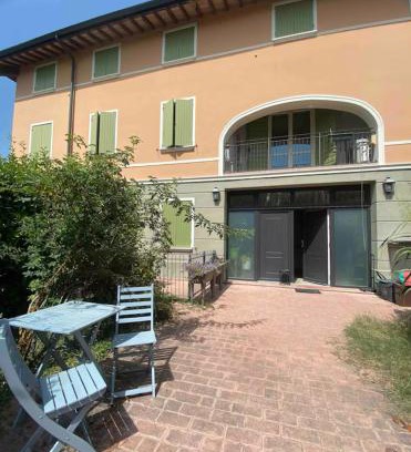 Crocetta-San Lazzaro-Modena Est Bed & Breakfast | The country studio