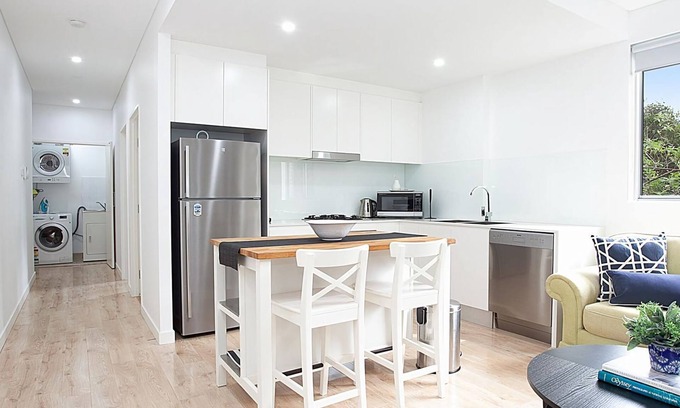 Lane Cove North Apartment | The Cove Apartment in Leafy Lane Cove