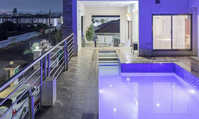 Lusaka Hotel | The Crest Lodge