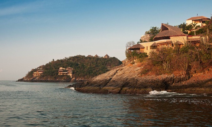 Zihuatanejo Villa | The Crown Jewel Of Zihuatanejo! Stunning Views and Unparalleled Tranquility.