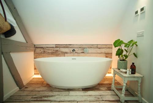 Eckington House | The Dairy Worcestershire
