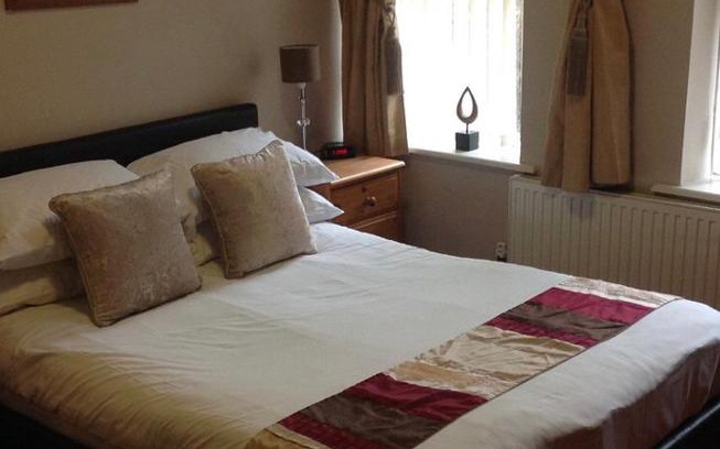 Pontardawe Hotel | The Dillwyn arms