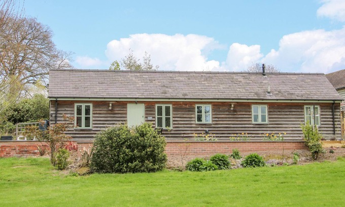Craven Arms House | THE DIPPY, pet friendly, character holiday cottage in Aston On Clun
