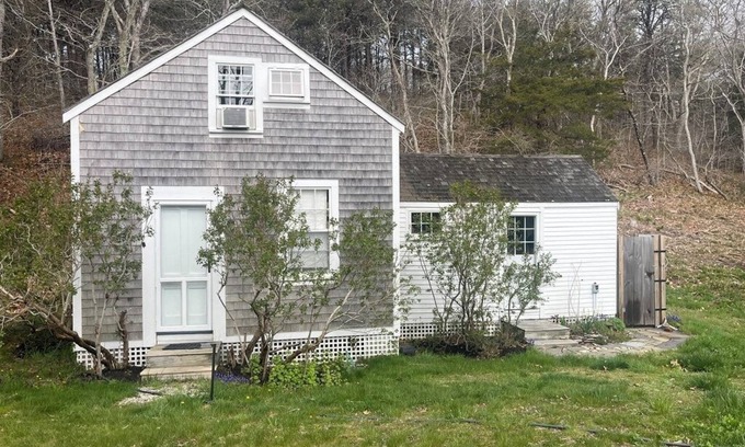 Truro Cottage | “The Dove” - Truro Historic Summer Cottage Farm Stay