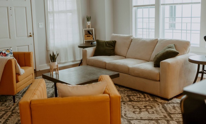 Hickory House | The Downtown Abode!