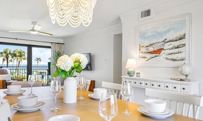 Crescent Beach Apartment | The Dune - Your coastal escape this fall!