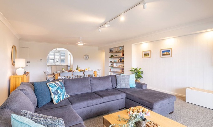 Fingal Bay Apartment | The Dunes, 17/38 Marine Drive - fabulous unit with pool, tennis court