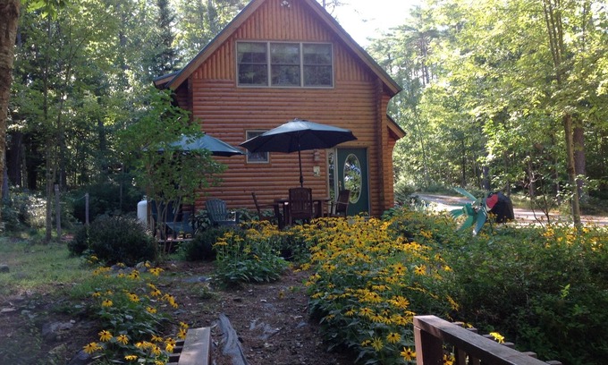 Oxford Cabin | The Eagles Nest an affordable Maine vacation