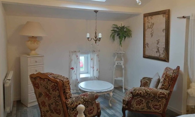 Taize-Maulais Bed & Breakfast | The Enchanted Bedroom, private bathroom with kitchen facilities available