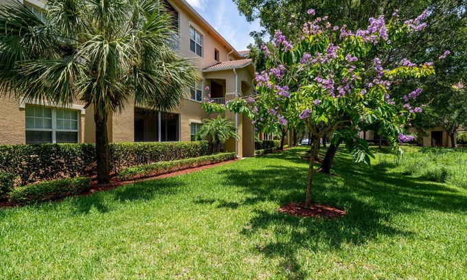 McGregor House | The Enclave at College Point # 22-08 - 9055 Colby Dr Unit Buildi by Coastal Vacation Properties
