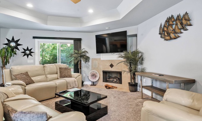 Myrtle Grove Apartment | The Family Point, near Carolina Beach, Big yard & parking