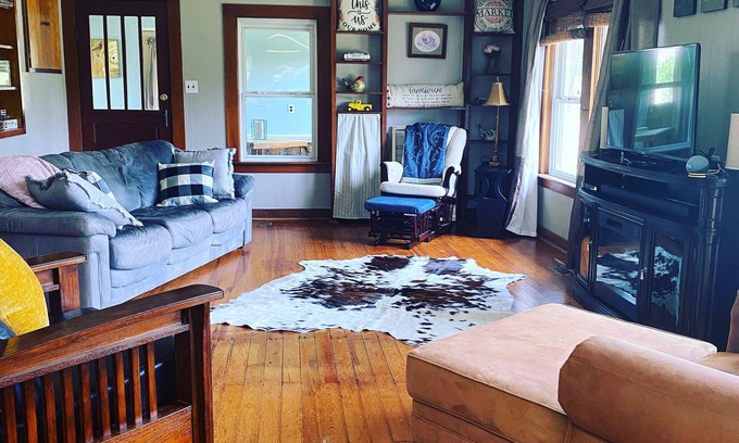 Bendavis House | The Farmhouse @ Clear Spring Ranch