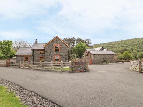 Capel Bangor House | The Farmhouse