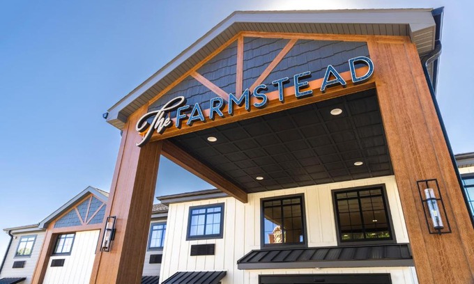 Caruthersville Hotel | The Farmstead Hotel