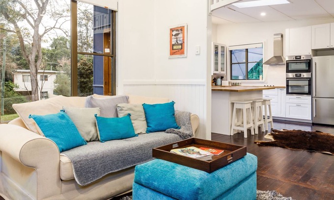 Dangar Island House | The Ferry Master's Cottage. A lovely cottage set on a beautiful island!
