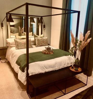 Nottingham City Centre Apartment | The Fifth Quarters, Grade II Listed Apartment, The Lace Market, NG1, City Centre, Nottingham, Sleeps 4