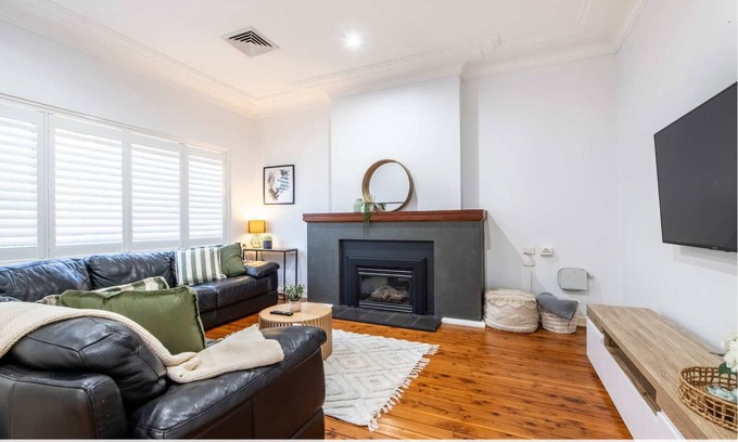 Dubbo House | The Fitz - Family Getaway, Short Distance to CBD