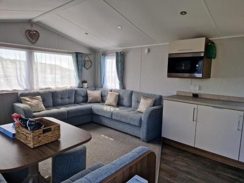 Weymouth House | The fleet retreat