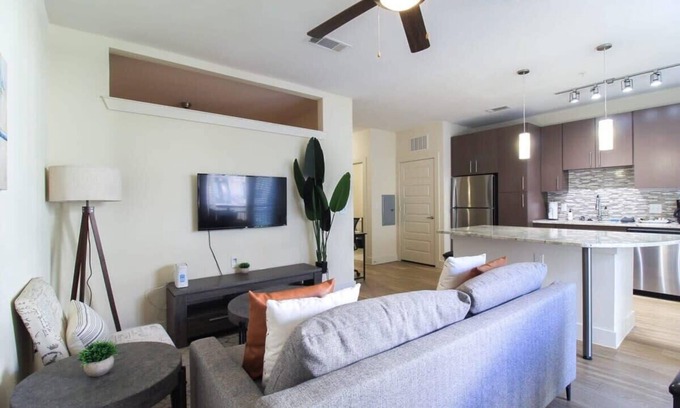 Houston Apartment | The Galleria at Tate | Spacious 1BR in Uptown Houston