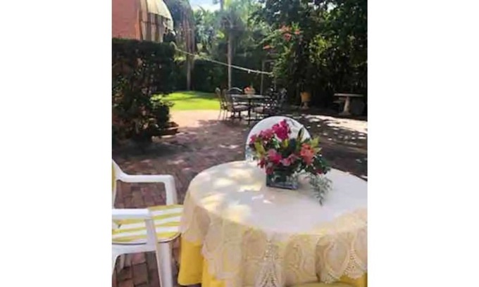 Coral Terrace Apartment | The Garden Room