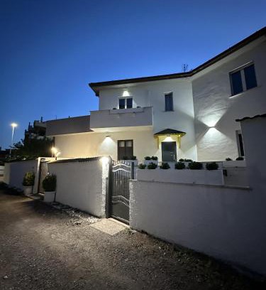 Isola Sacra House | The Gate 441 Rooms