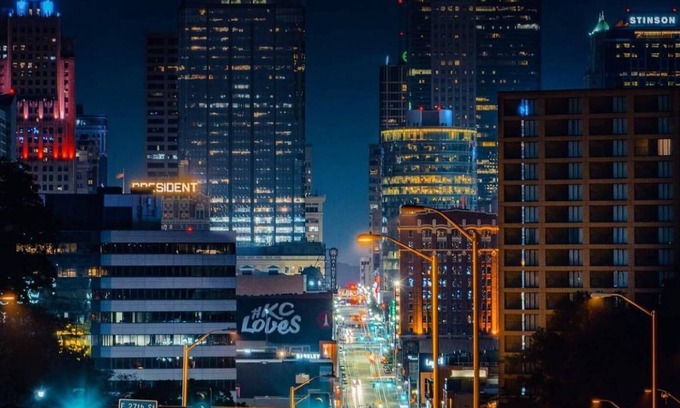 Kansas City House | The Georgica by the Stadiums
