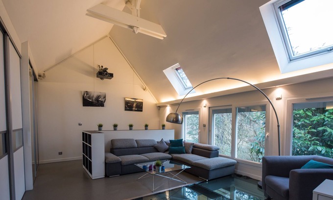 Vineuil-Saint-Firmin House | The Glass House at Vineuil Saint Firmin