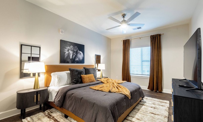 Eighth Avenue Apartment | The Glutch - The ultimate Nashville Retreat