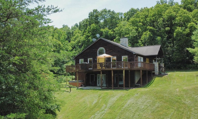 Logan Cabin | The Golden Goat Cabin